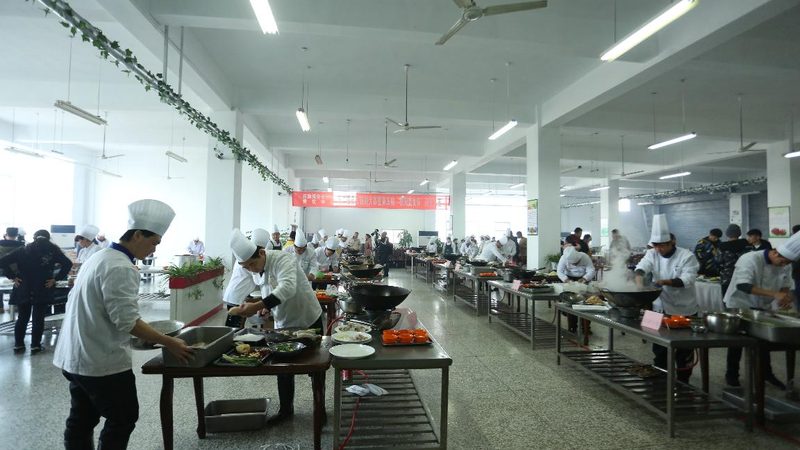 粮油批发市场货品全，如何甄选优质粮油？**